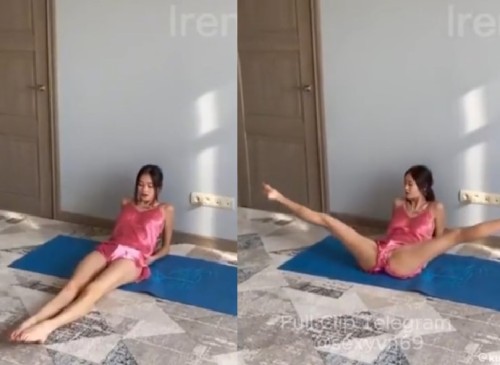 Clip Ninh Dương Lan Ngọc tập yoga hở khe lồn cực múp